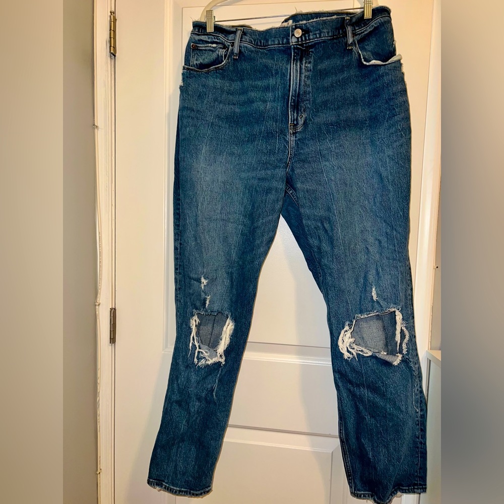 Abercrombie Curve Love Ultra High Rise Straight Jeans size 35